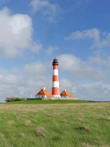 Westerhever – Wo das Land aufhört und das Meer beginnt Bild: Westerhever – Wo das Land aufhört und das Meer beginnt