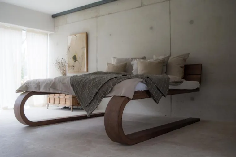 SleepOnMotion sorgt mit Schwung im Schlafzimmer für gesunden und erholsamen Schlaf Bild: SleepOnMotion sorgt mit Schwung im Schlafzimmer für gesunden und erholsamen Schlaf