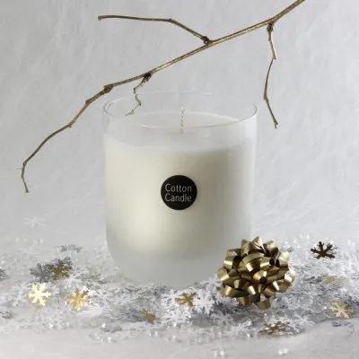 Bild: Sojawachs-Duftkerzen liegen im Trend - und ganz besondere Sojakerzen werden nun auch in Berlin handgefertigt