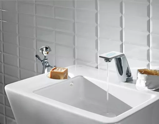 Bild: Weiß und Transparenz – eine cleane Kombi