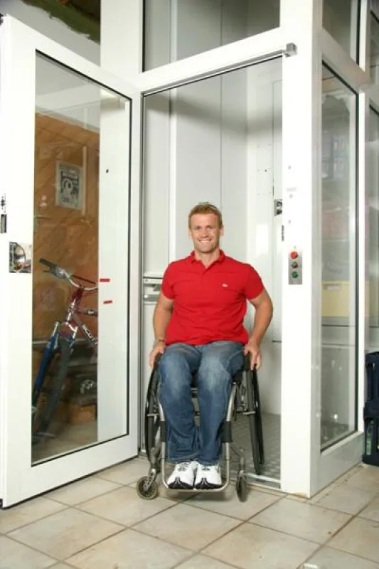 Der Euroschlüssel schützt Spezialanlagen, die Menschen mit einer Behinderung vorbehalten sind.