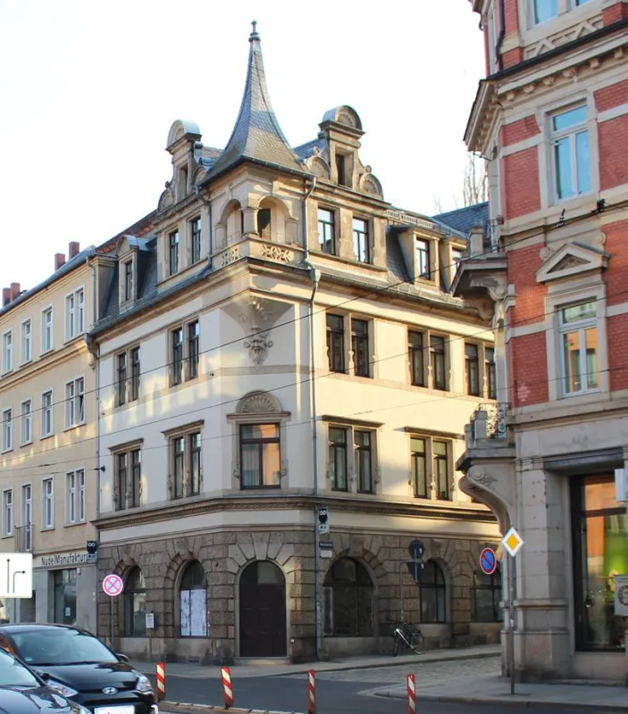 Wohn- und Geschäftshauses “Brucknerstraße 1“ in Dresden Blasewitz.