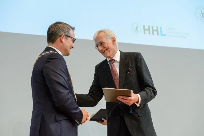 HHL verleiht Ehrendoktorwürde an Dr. Manfred Gentz Bild: HHL verleiht Ehrendoktorwürde an Dr. Manfred Gentz