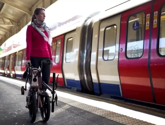 Bild: OXFO OX1 bietet das stilvollste faltbare und rollbare E-Bike