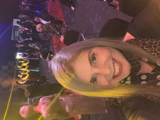 Bild: Mit Charisma durch schwierige Zeiten - Wer gewinnt braucht den Charisma Faktor