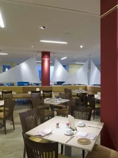 Bild: Speisesaal in Klinik St. Irmingard umgebaut