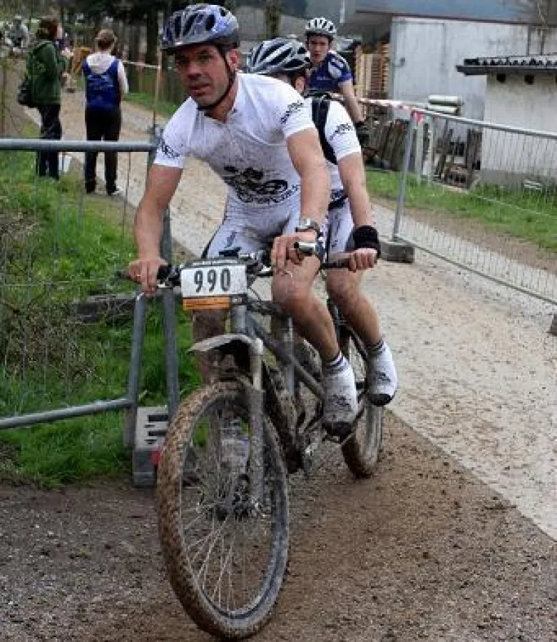 Michael Heider und Iris Lambeck auf dem Tandem in Sundern 2008
