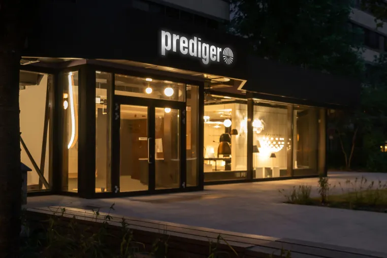 Bild: Jetzt auch in München: Prediger Lichtberater eröffnet neuen Showroom