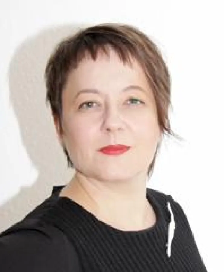 Karen Dörflinger referiert über Chancen und Risiken von Social Media.