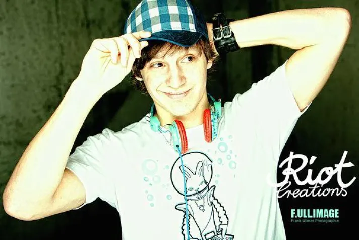 Bild: Das Green Fashion Label RiotCreations feiert sein zweijähriges Jubiläum mit vielen Specials