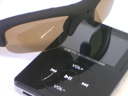 Bild: Eagle-I , die erste Brillencamera zeichnet Umweltphaenomen auf