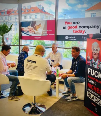 Bild: FlirtCash jetzt auf AffiliatePeek: Ehrliches Feedback für besseren Service und neue Innovationen