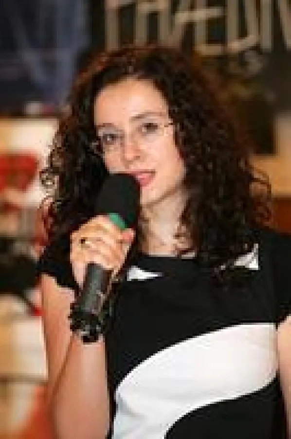 Ein Lob für die Festival-Ausgabe 2008, ein Lob für die positive Stimme Rumäniens nach Europa, Bravo an C. Modreanu und Team.