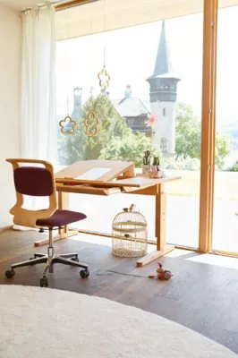 Bild: Kindermöbel: Für die Kleinen nur das Echte