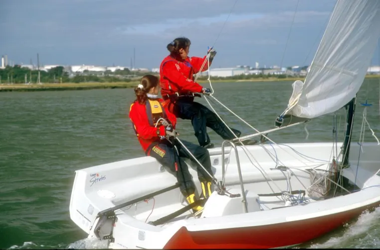 Bild: Segelschein und bessere Schulnoten