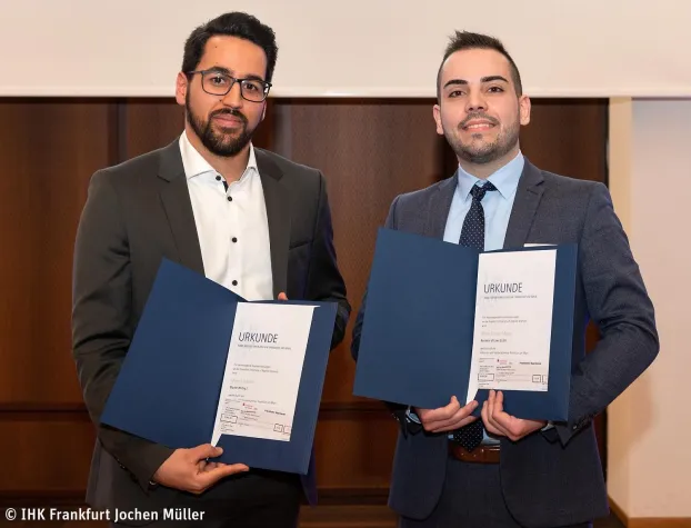 Bild: Vorstandsvergütungen und Laserschmelzen