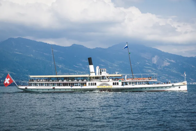Bild: Ferien Zentralschweiz: Unvergessliches Bergpanorama rund um den Vierwaldstättersee