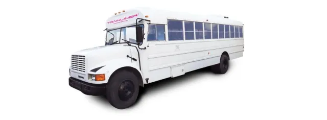 Bild: Der Trainliner schult vor Or