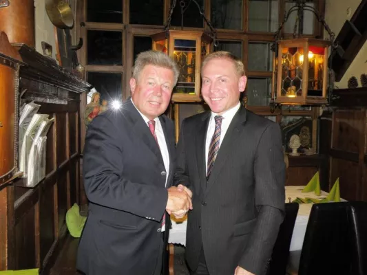 Bild: FDP München-Ost wählt Manfred Krönauer zum Bundestagsdirektkandidaten