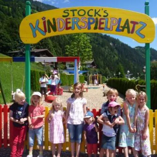 Bild: Flexible Betreuung von 0-3-Jährigen in der STOCK Krippe: Happy Baby Tage beim STOCK im Zillertal