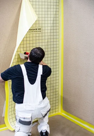 Bild: Sauber geklebt, statt flüssig abgedichtet