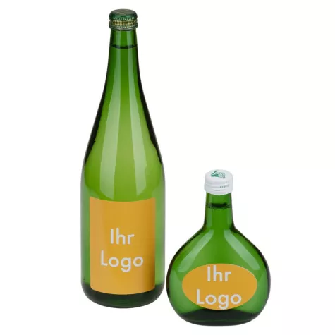 Fränkische Weine mit individuellen Etiketten Bild: Fränkische Weine mit individuellen Etiketten