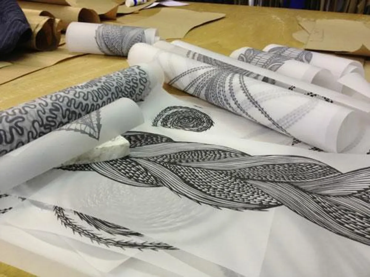 die Designs werden für den Siebdruck vorbereitet