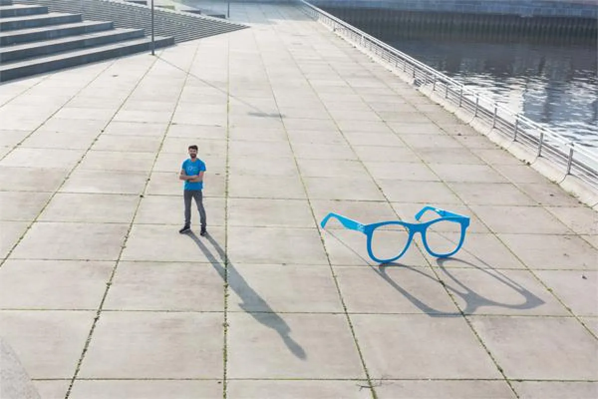 Bei digitalen Problemen - Blick durch analoge Brille