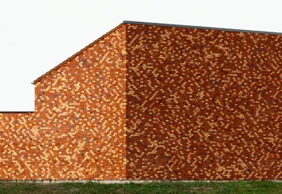 Bild: Peter Wildanger in der Galerie Mikro - Ausstellung und Vernissage