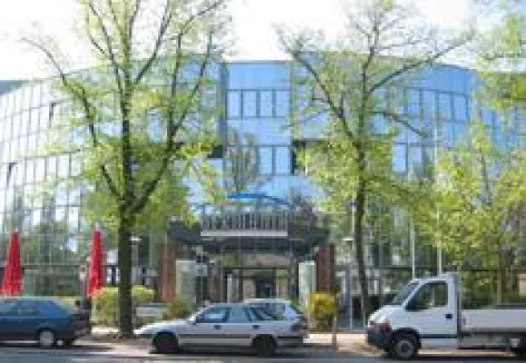 Bild: AENGEVELT vermittelt Stahl-Unternehmen neues Büro am Standort Berlin