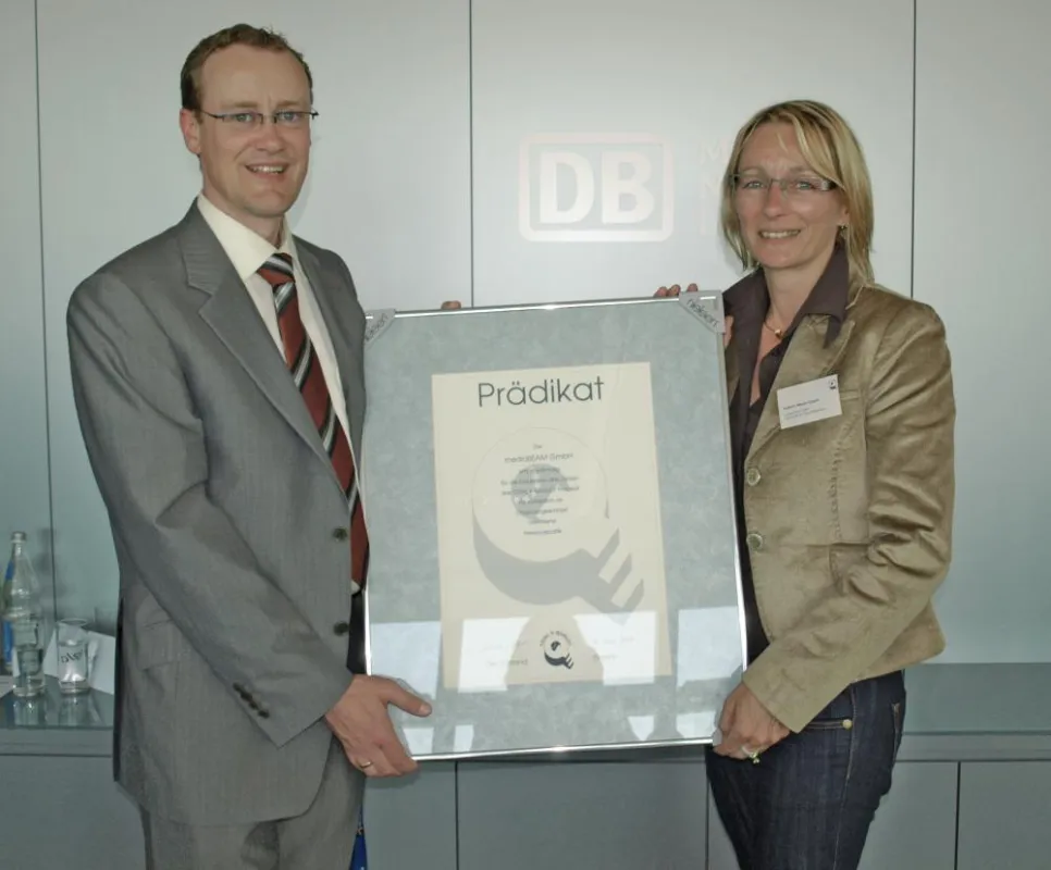 Jochen Meyer und Kathrin Meyer-Voges bei der Prädikatsvergabe des TOTAL E-QUALITY