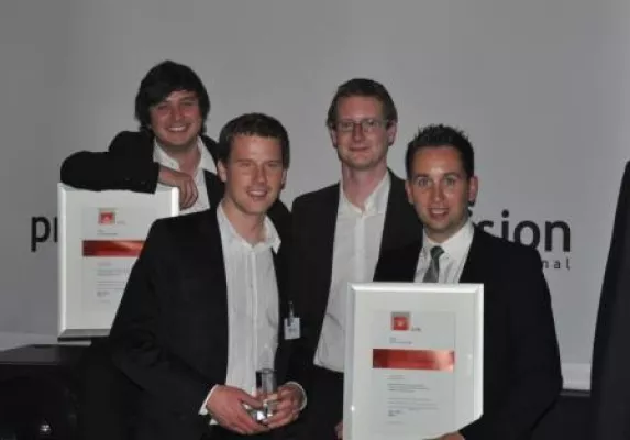 Bild: Metzler : Vater Communication Group gewinnt silbernen EVA-Award