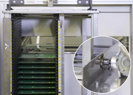 Bild: Automatisierte Bestückung: Leiterplatten sauber trennen und sicher transportieren