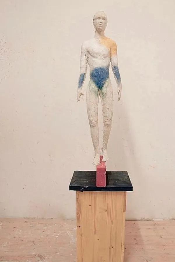 Ralph Hauser Turnerin 2017 Kunstharz, Holz, Farbe ©Ralph Hauser