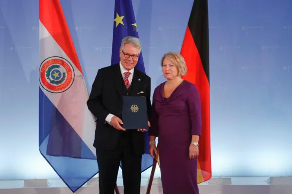 Bild: Bundesregierung begrüßt bi-nationale Universität in Paraguay