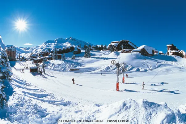 Bild: Schneesicher: Start in die Ski-Saison mit Ferienwohnung direkt an der Piste