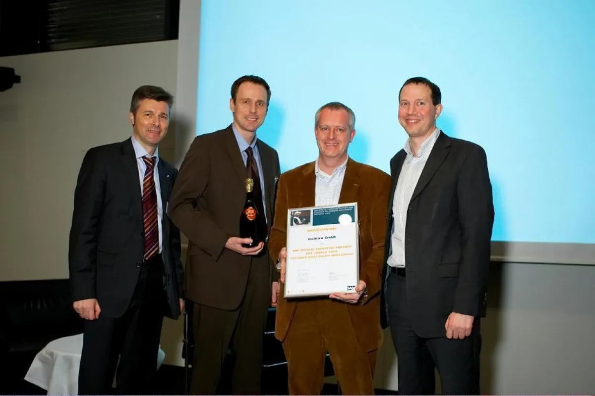 v.l.n.r.: Gerhard Zeiner (COO, SAP Österreich) Peter Sperk (Customer Solution Advisor CRM, SAP Österreich), Matthias Götz (Geschäftsführer, maihiro Österreich), Andreas Muther (Geschäftsführer, SAP Ös