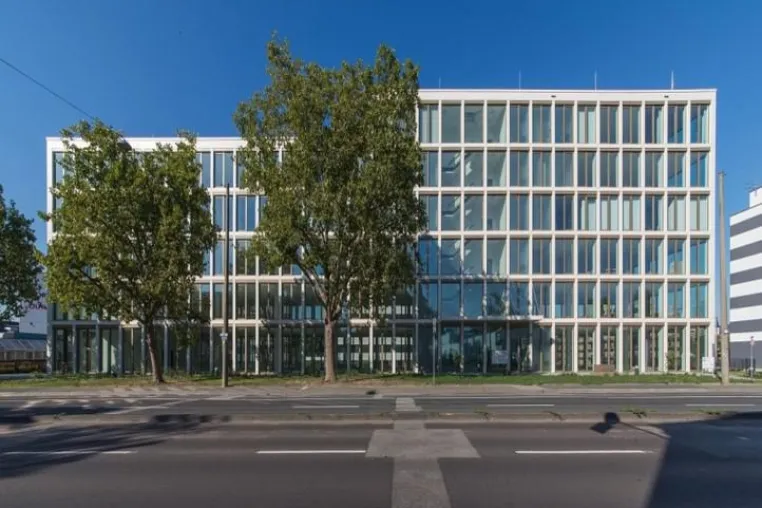 Bild: Flexible Arbeitsräume für mehr Produktivität: Im März 2018 eröffnet das 100. Regus Office in Wiesbaden