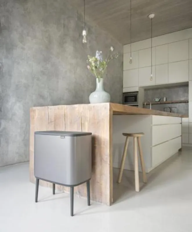 Der Brabantia Bo Touch Bin in Platinum