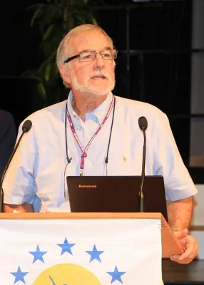 Bild: Brücken bauen – aus religiöser Überzeugung: Europäischer Unitariertag 2017 mit Teilnehmern aus aller Welt