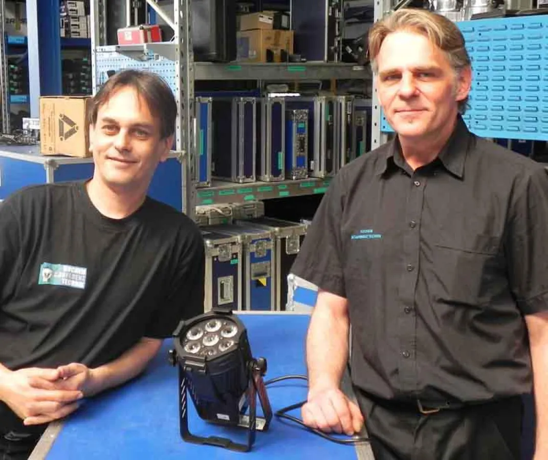 Sven Scheffler und Andreas Wainus von Kuchem Konferenz Technik (von links, Foto: LMP)