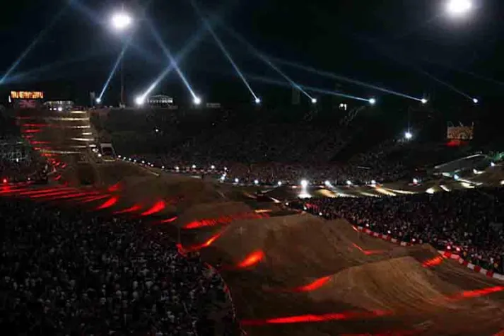 Bild: Red Bull X-Fighters 2008