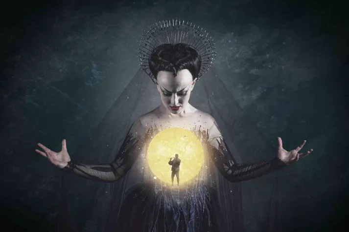 Mozarts bezaubernde Oper "Die Zauberflöte" eröffnet die Royal Opera House Kino-Livesaison 2017/18 Bild: Mozarts bezaubernde Oper "Die Zauberflöte" eröffnet die Royal Opera House Kino-Livesaison 2017/18