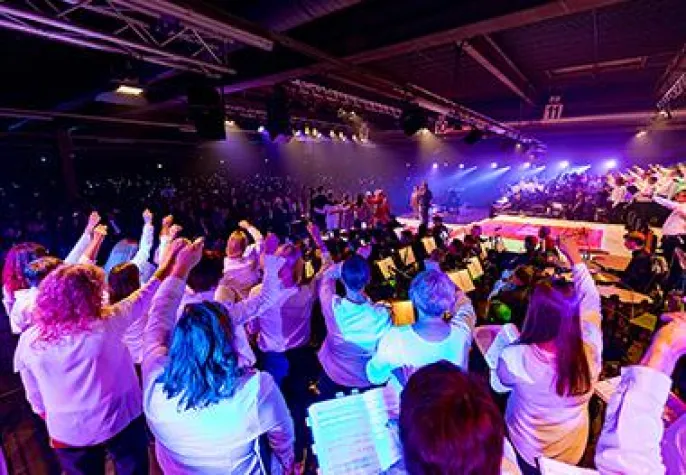Bild: 3.500 begeisterte Zuschauer beim Pop-Oratorium Luther