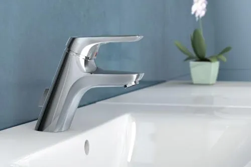 Sauber und sicher: Trinkwasser in Bad und Küche Bild: Sauber und sicher: Trinkwasser in Bad und Küche