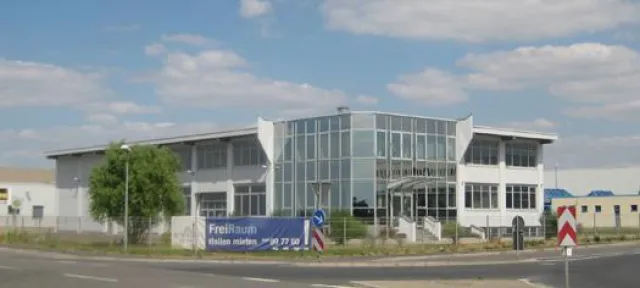 Bild: AENGEVELT vermittelt komplette Liegenschaft mit rd. 1.400 m² Gewerbefläche in der Region Leipzig
