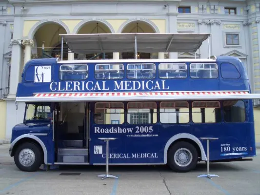 Bild: Clerical Medical feiert 10 Jahre Deutschland mit Info-Offensive