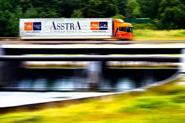 Bild: AsstrA präsentiert sich auf der transport logistic 2013