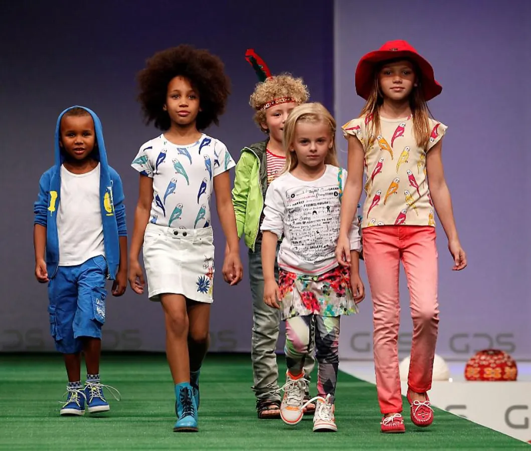 Ganz vorne: Minnetonka Thunderbird in neuem Hot Pink (re), Foto: Messe Düsseldorf/ GDS, c.tillmann