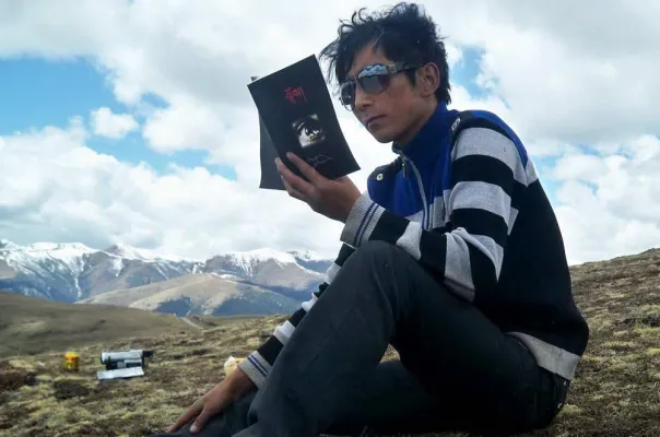 Bild: Tibetischer Schriftsteller Pema Rinchen festgenommen und halbtot geschlagen